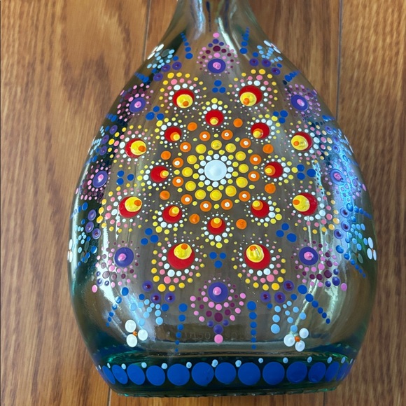 ONE-OF-A-KIND HAND PAINTED GLASS BOTTLE * VERY BOHO-HIPPIE - Picture 3 of 6
